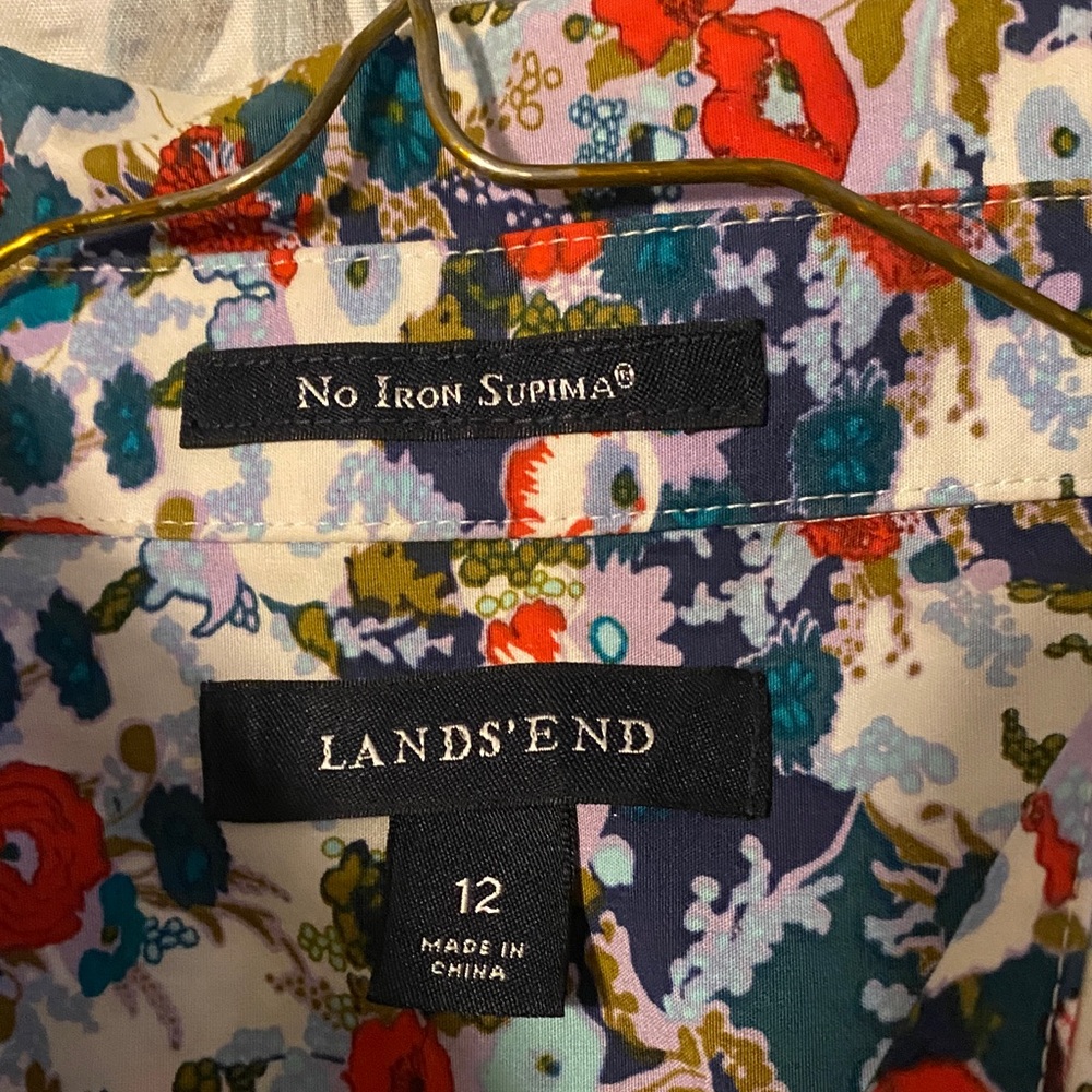 Lands' End Colorful Floral Women's Button Down Shirt - Picture 2 of 3
